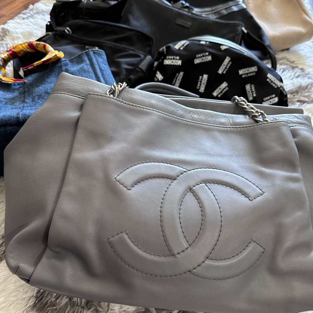 Bags. Purses. Branded. High end. Personla use.